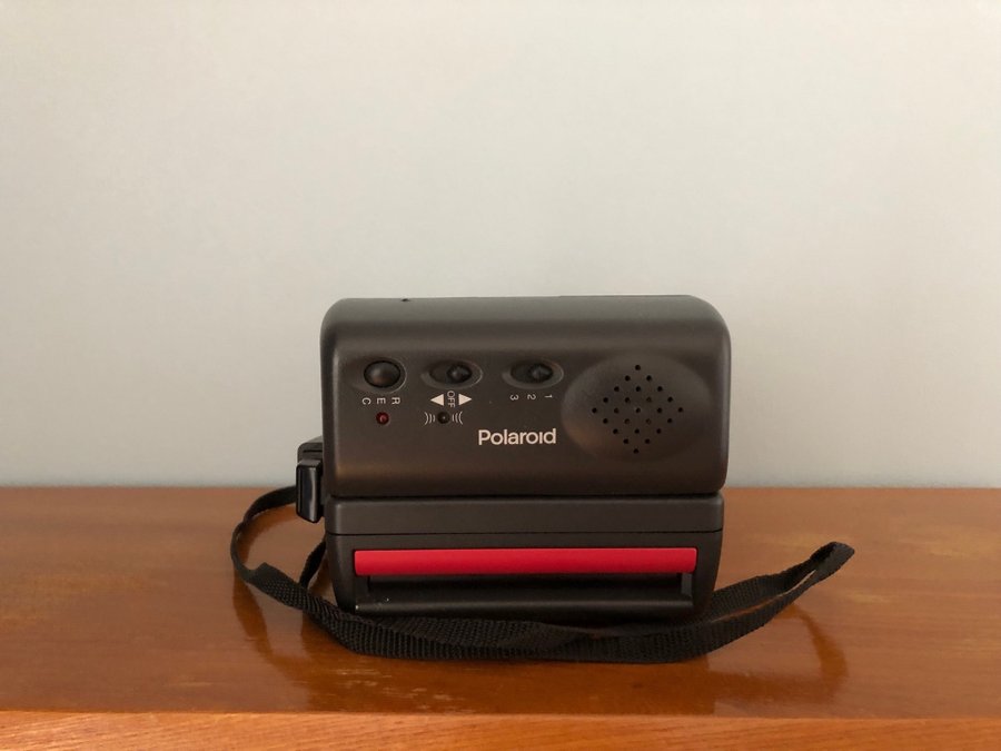 Polaroid 636 Talking Camera