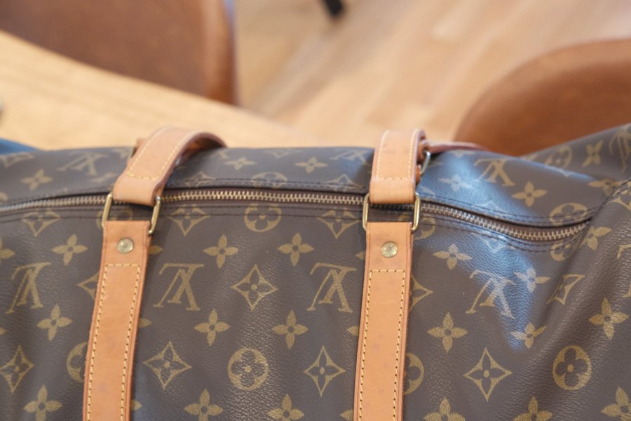 LOUIS VUITTON Louis Vuitton Monogram Flannery 50