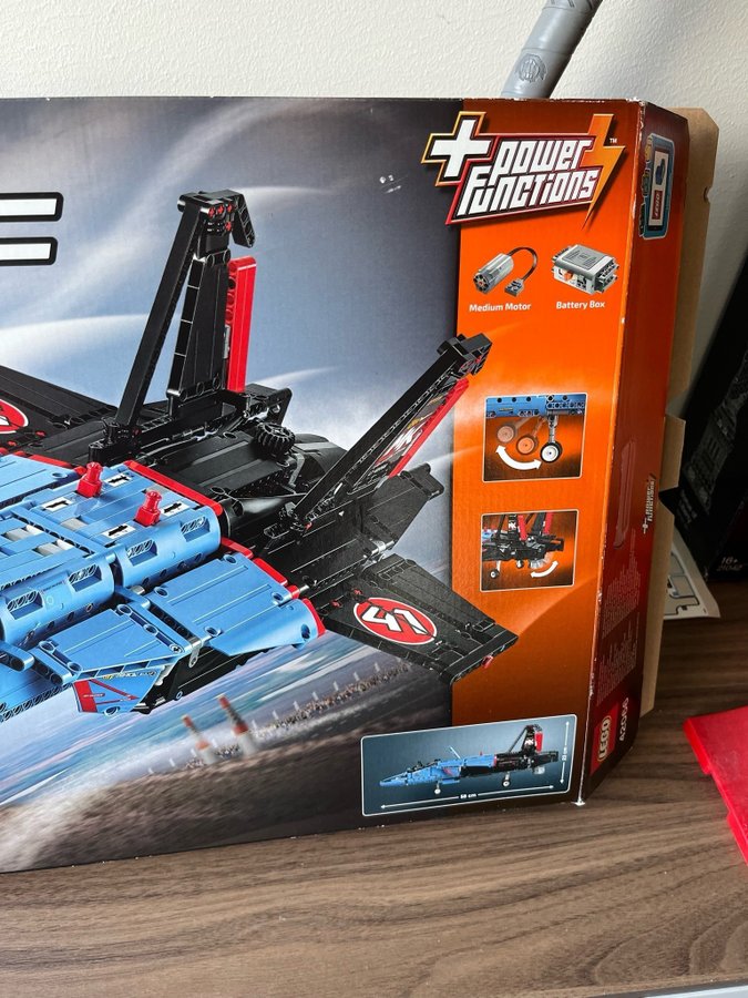 LEGO Technic 42066 Air Race Jet