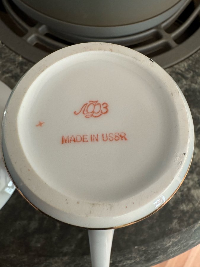 The kopp med fat från Lomonosov USSR