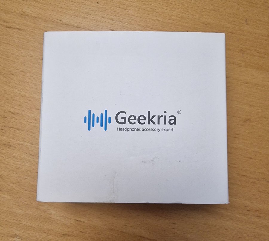 Geekria ersättningsöronkuddar för hörlurar Nya oanvända!