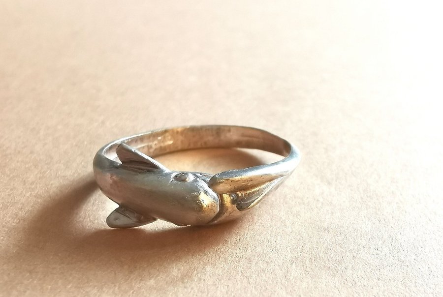 Silver ring stämplat Delfin Öppen skena