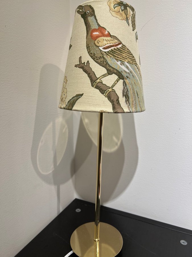 LAMPSKÄRM TYG FRÅN SVENSKT TENN / G P  J BAKER / PARADISE BIRD