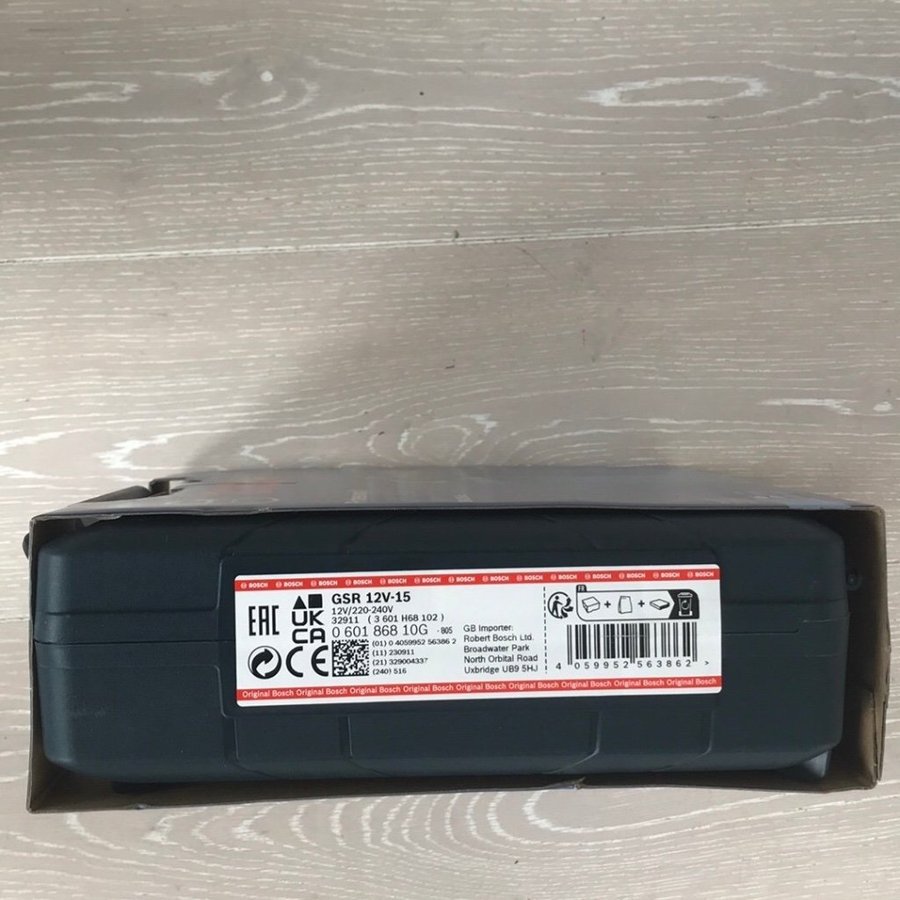 Bosch Professional GSR 12V-15 skruvdragare med 2st 20Ah batteri och box