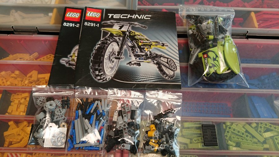 Lego Technic 8291 gebraucht Anleitung und alle Teile guter Zustand