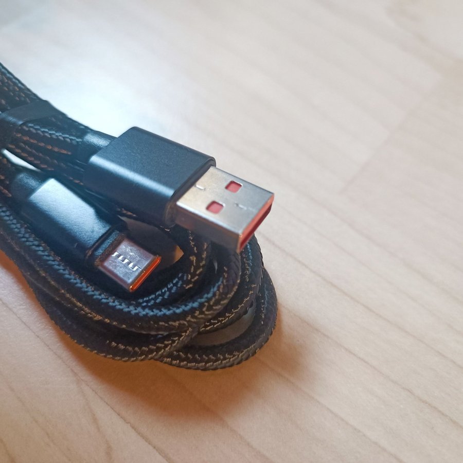 15 m USB-C kabel Svart flätad