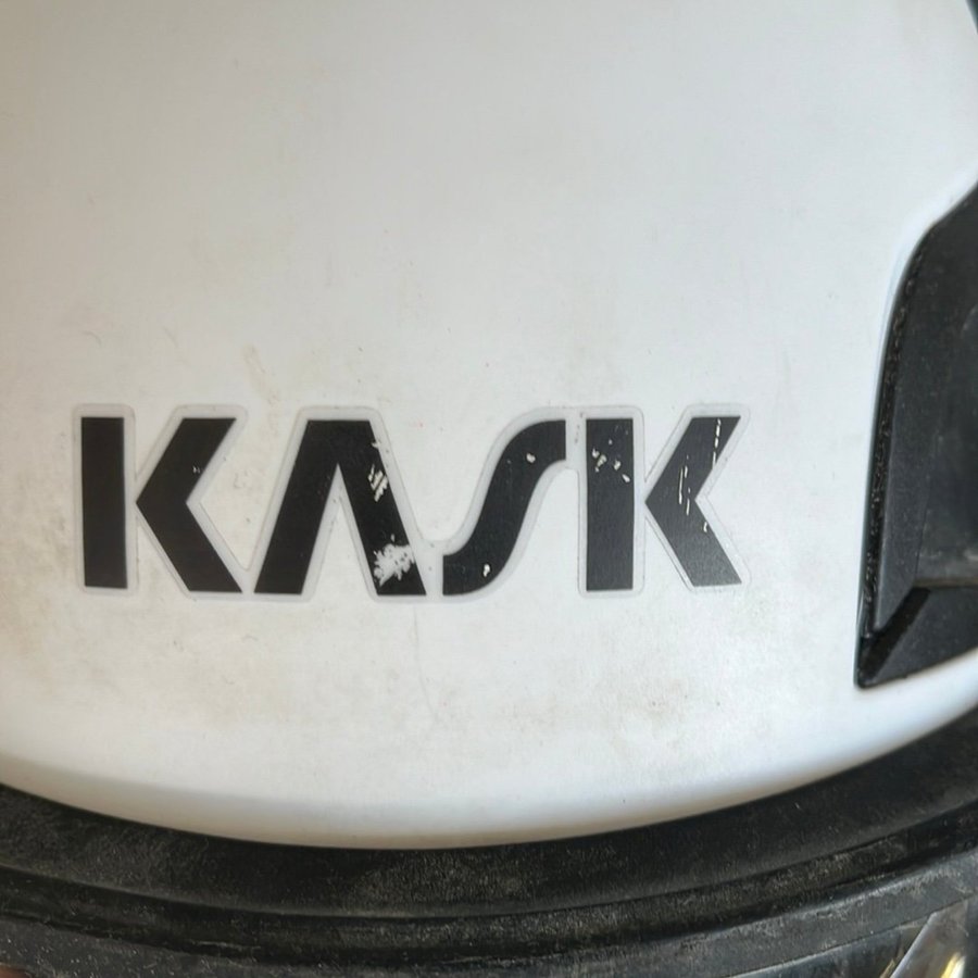 KASK ZENIT 17 hjälm med Peltor hörselskydd