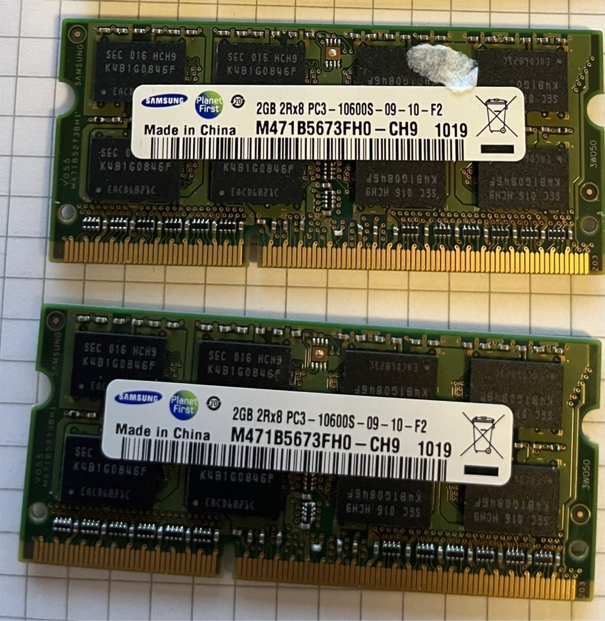 Samsung 2 GB DDR3 SDRAM