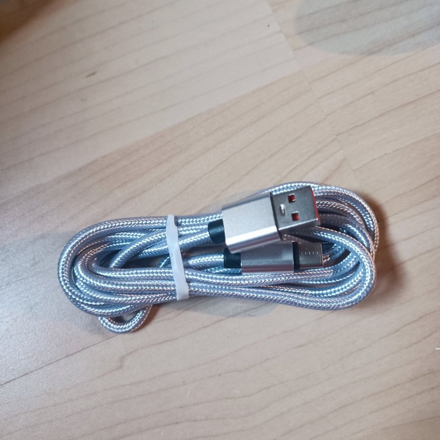 15m Usb-C kabel Silver flätad