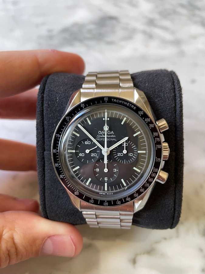 Omega Speedmaster Professional