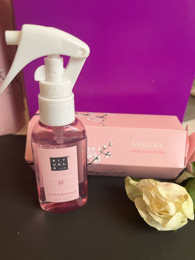 Ny ljuvliga Rituals SAKURA Rumsspray - 50ml i presentförpackning