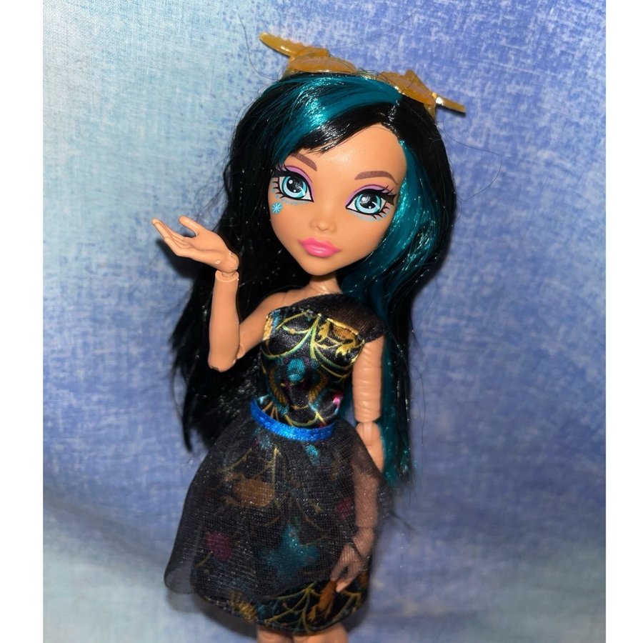 Monster high - Cleo g2 docka