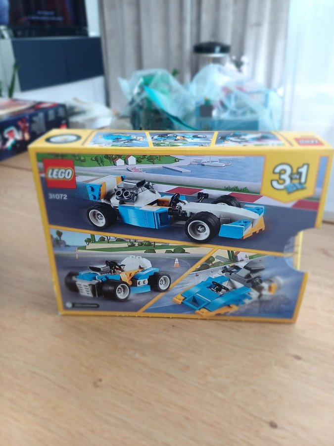 LEGO Creator 3-i-1 Racebil 31072