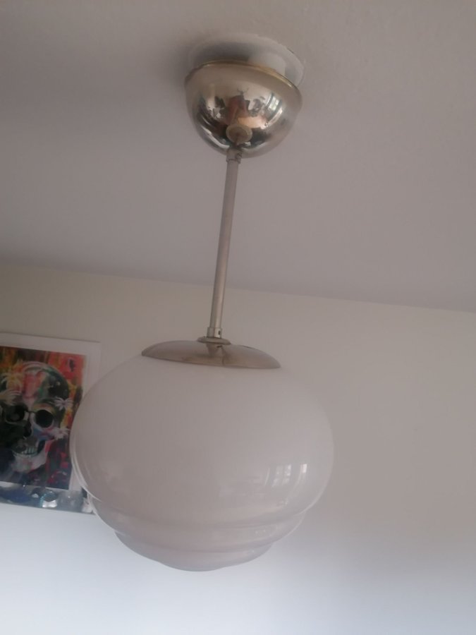 Takpendel Art deco Lampa Opalglas Bikupan 40 50-tal Retro