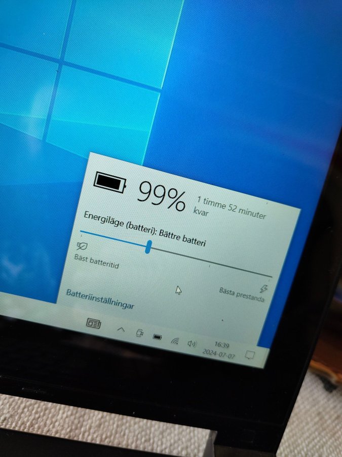 Lenovo Flex Touchscreen Laptop - Windows 10