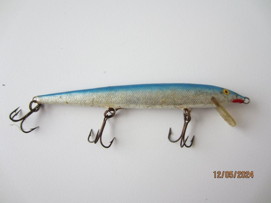 Rapala original Wobbler Vikt ca 7 gram och längd ca 13 cm