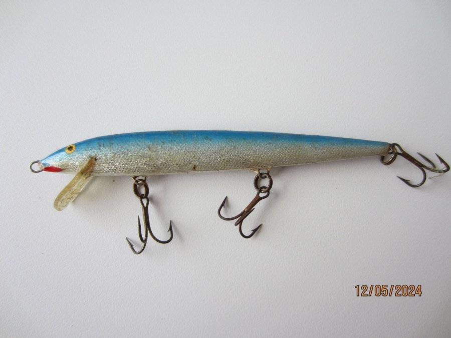 Rapala original Wobbler Vikt ca 7 gram och längd ca 13 cm