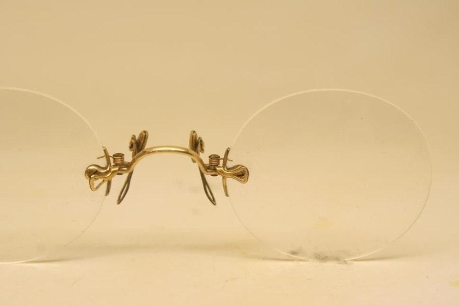 Antika glasögon Pince-nez; 1800 tal i guld 18k 65g 5g glass