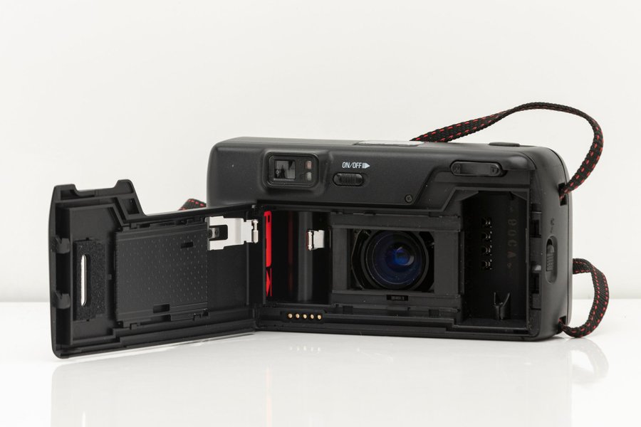 Nikon TW Zoom 35-70 / Kul kompaktkamera i gott skick! / Med väska 2/2