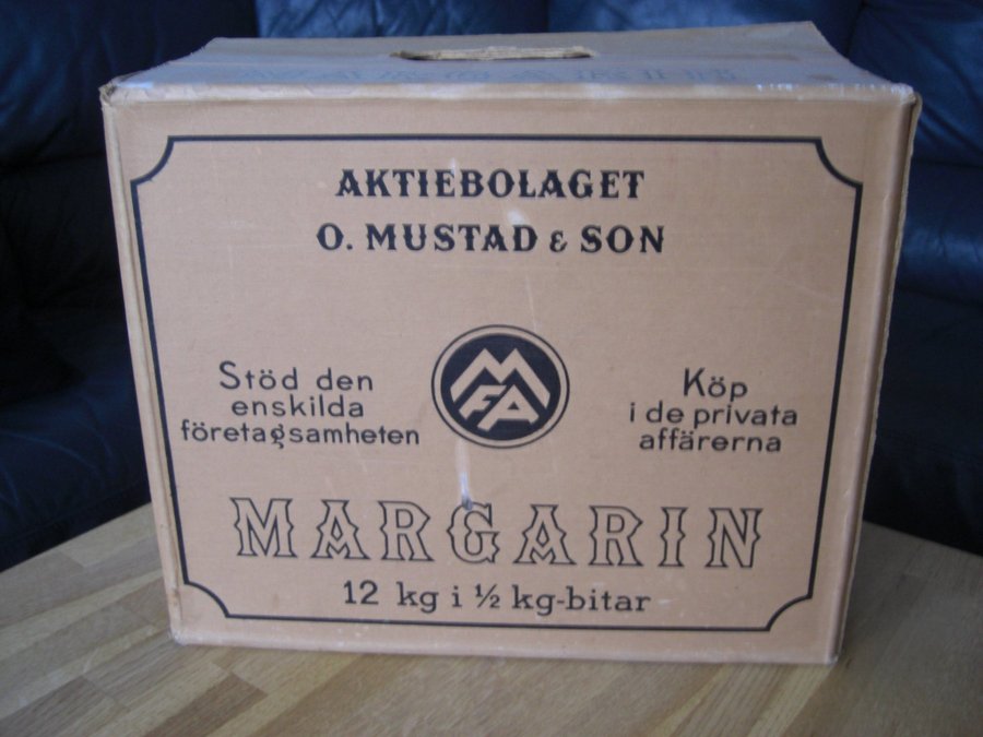 VERA MARGARIN O MUSTAD  SON KÖP I DE PRIVATA AFFÄRERNA ÄLDRE KARTONG VINTAGE