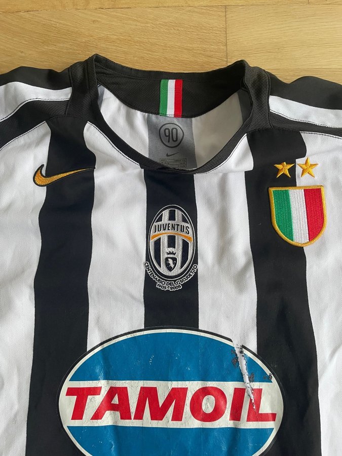 Vintage Nike Juventus 2005 hemmaställ (S/M)