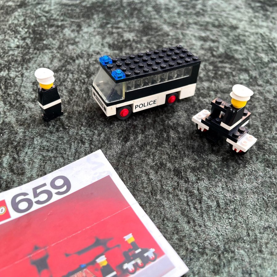 Lego 659-Police Patrol with Policemen (1975) polis bil motorcykel retro komplett