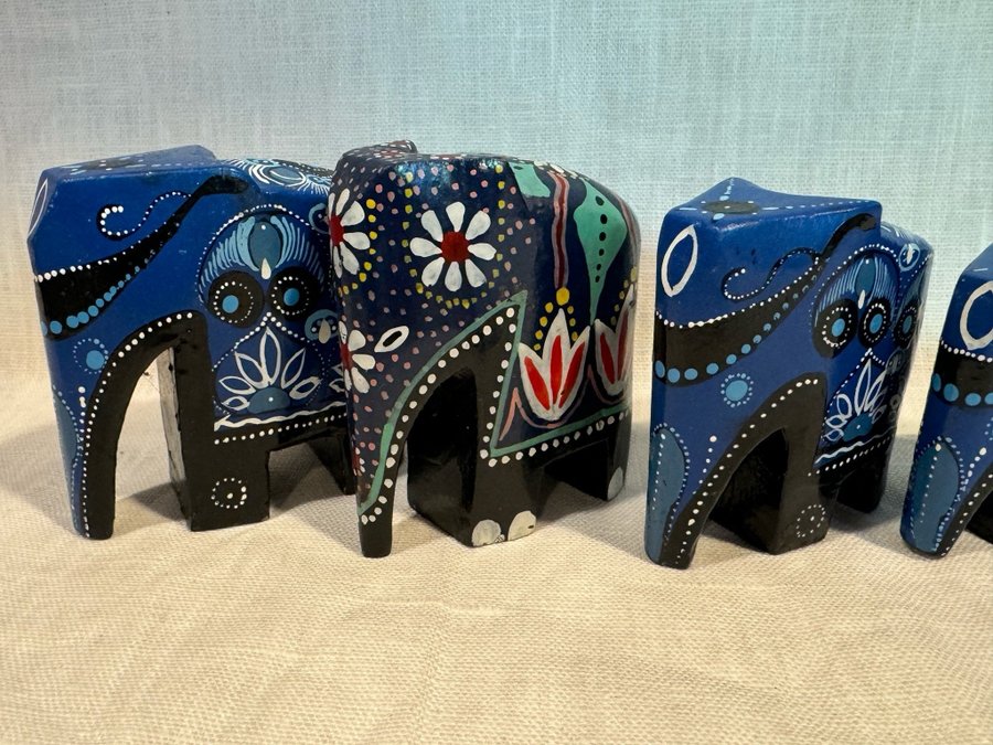 6st handmålade indiska bohemiska glada elefanter