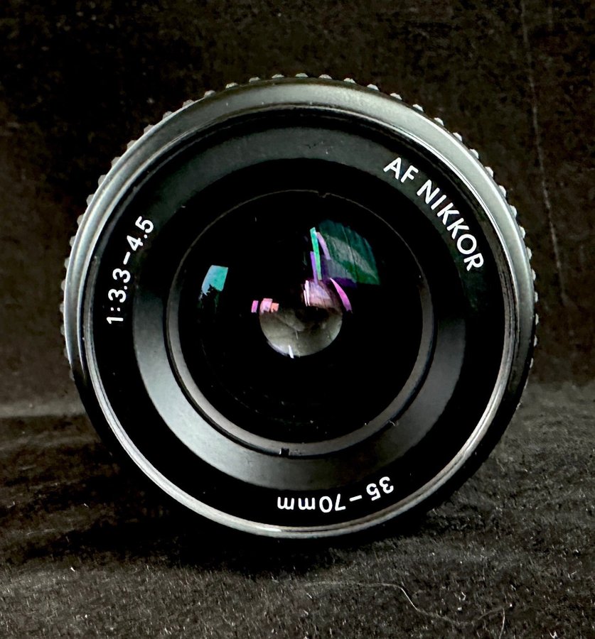 Nikon AF Nikkor 35-70mm 1:33-45 Objektiv