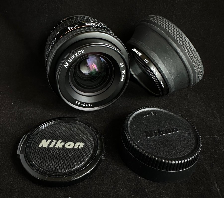 Nikon AF Nikkor 35-70mm 1:33-45 Objektiv