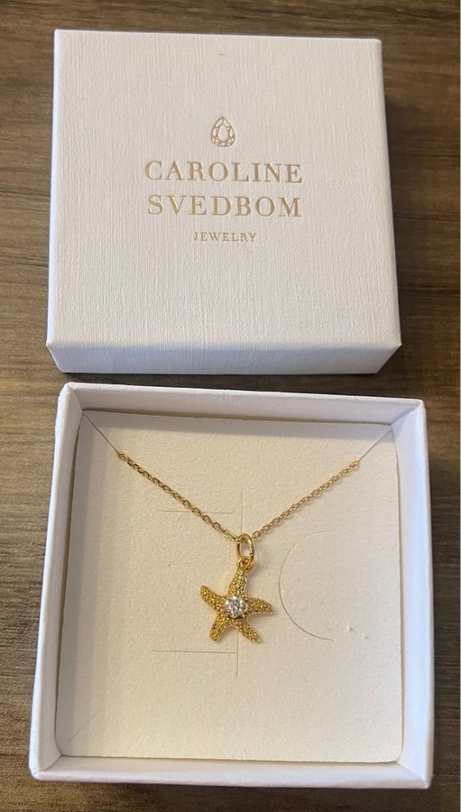 NYTT Caroline Svedbom halsband mini Seastar guldplätering