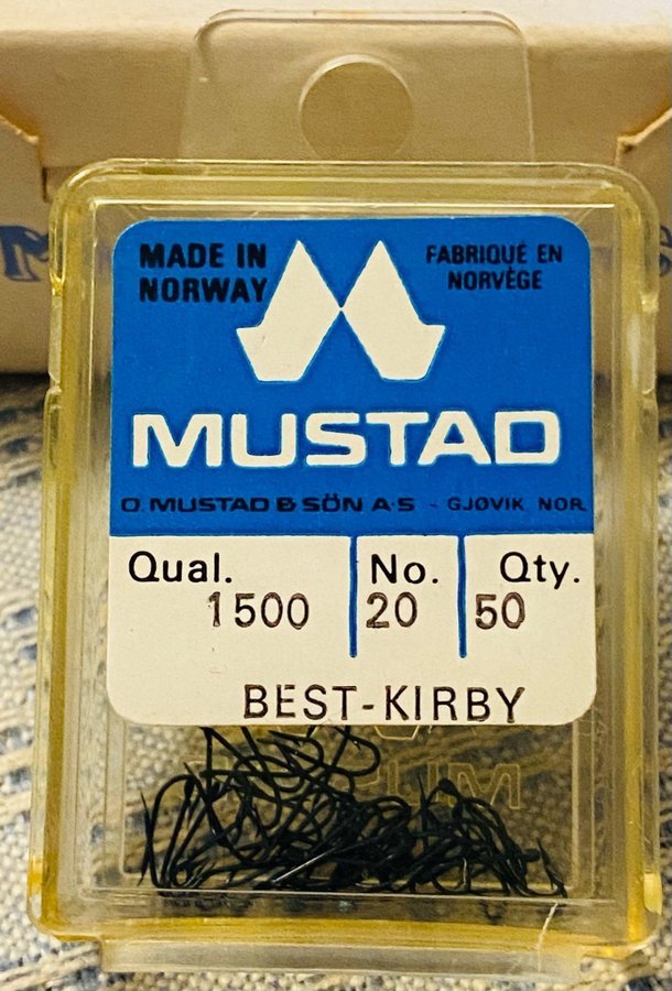 MUSTAD BEST-KIRBY nr20 Qual 1500 50st minikrokar i sin original ask !