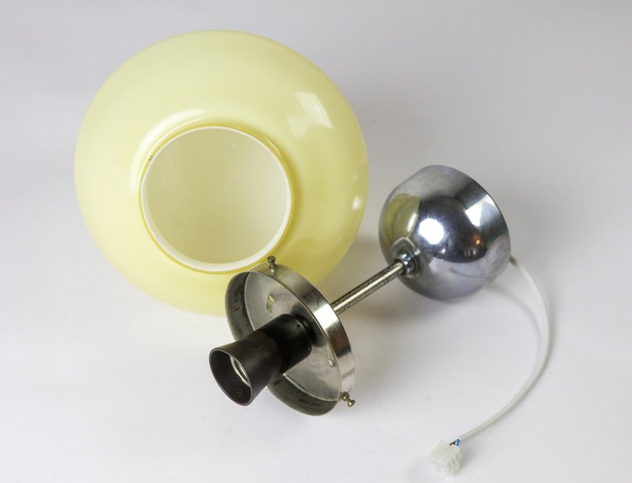 Funkis taklampa glas och metall 40-50-tal