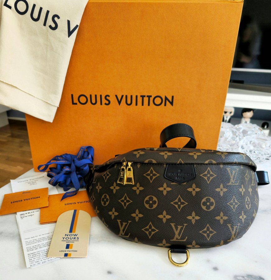 Louis Vuitton My LV World Tour Bumbag med originalkvitto