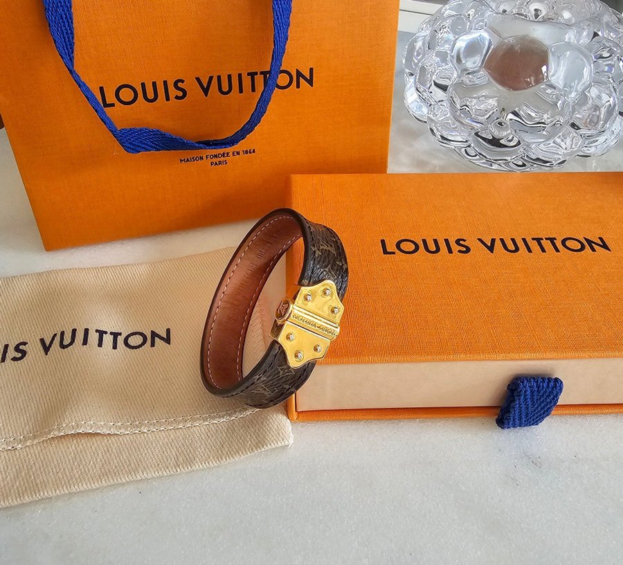 Louis Vuitton Nano Monogram Bracelet strl 17