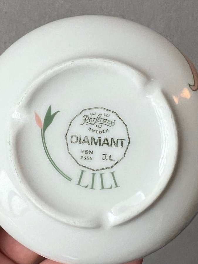 Kaffekoppar med fat - Diamant Lili Rörstrand - Jackie Lynd