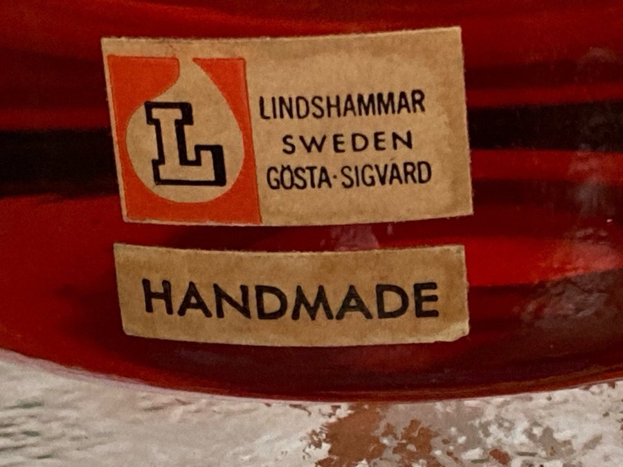 Vas Gösta Sigvard Lindshammar Sweden vintage etikettmärkt och signerad undertill