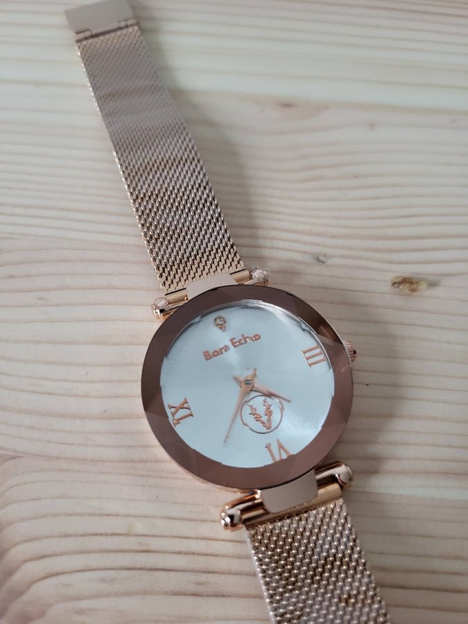 Bon Echo armbandsur rosé guld förgylld utrop 1kr!