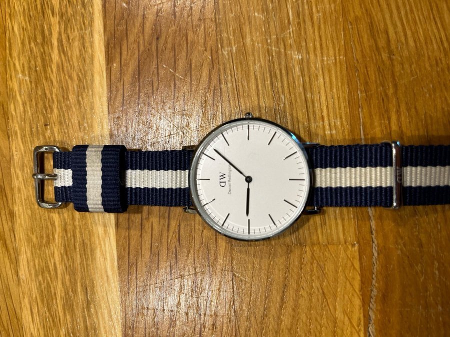 Daniel Wellington Classic Petite Sterling