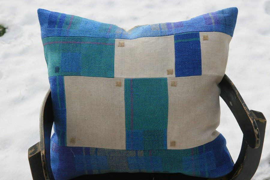 Kudde patchwork med handbroderi