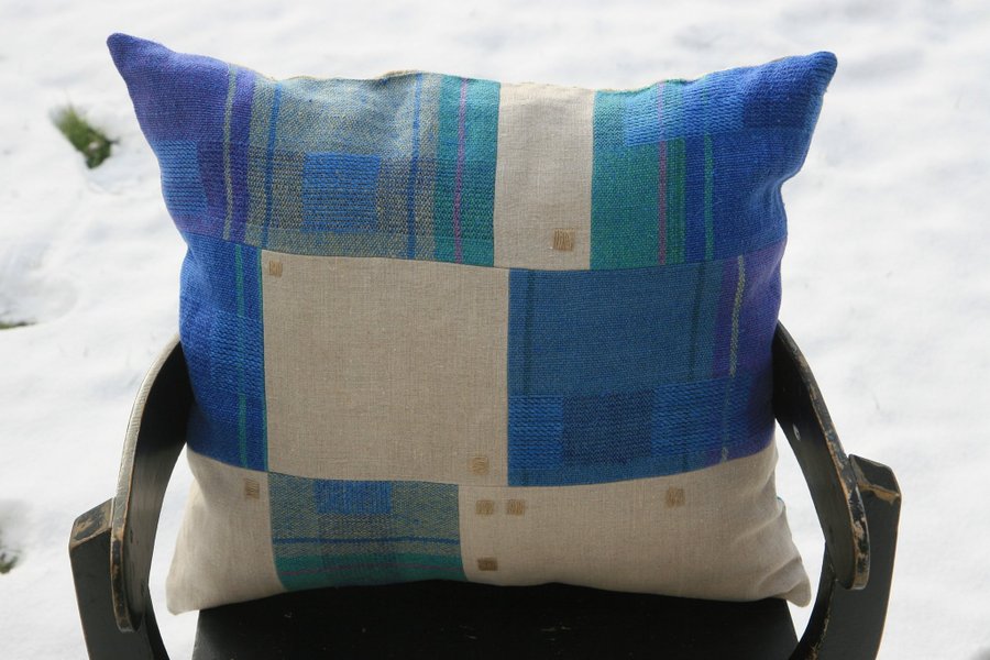 Kudde patchwork med handbroderi