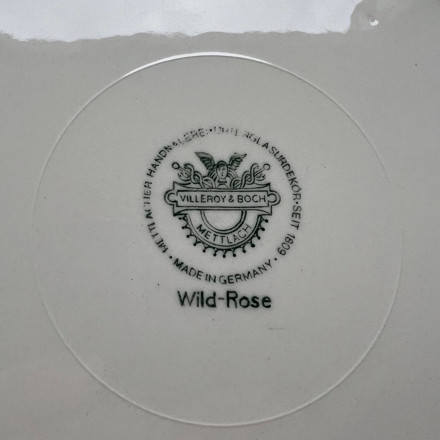 Två st Villeroy  Boch Wild Rose mattallrikar tallrikar Ros Vildros