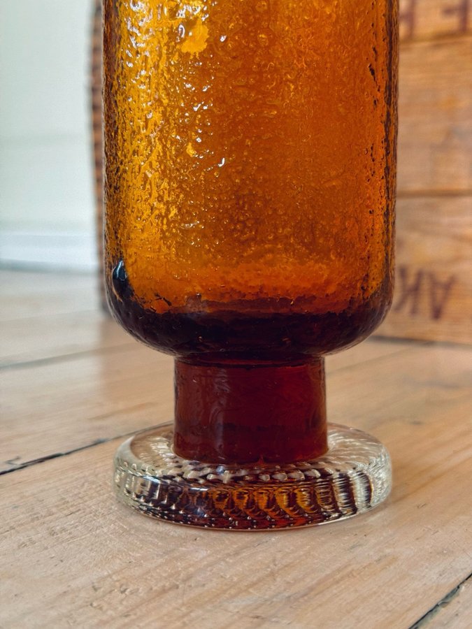 Bärnstensfärgad pokalvas - glas retro vintage antikt