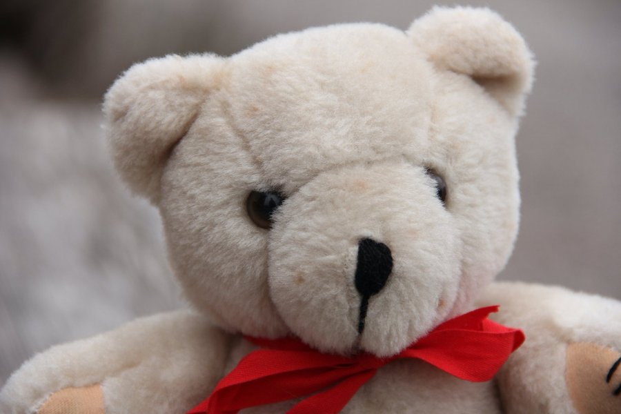 Inter teddybjörn vit beige nalle CE-märkt gosedjur mjukisdjur leksak retro