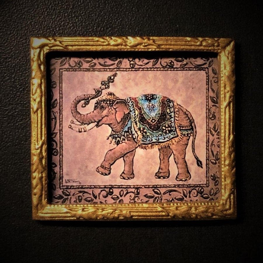Miniatyr tavla - Elefant indisk stil - tittskåp dockskåp dockhus 1:12 Lundby