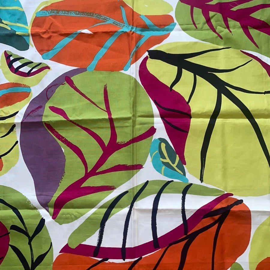 MARIMEKKO TYG PIA HOLM KIERTO 93 CM X 143 CM FÅLLAT NYTT TYG MISSA EJ