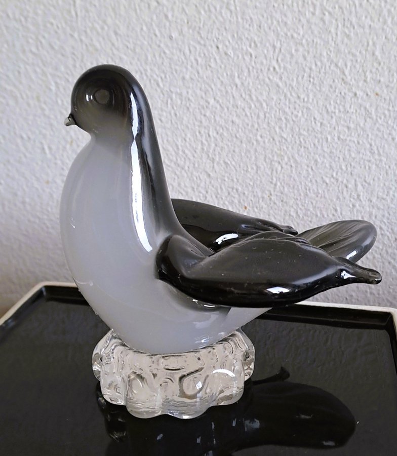 Glasfågel- konstglas troligtvis från Murano
