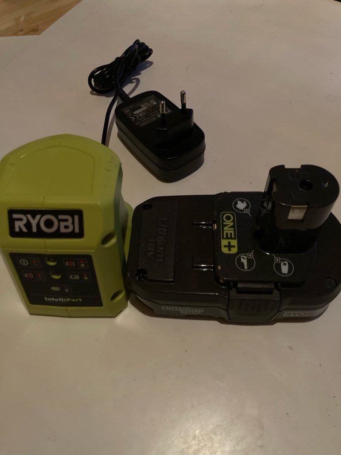 Ryobi 18V Batteri 13 Ah och Laddare