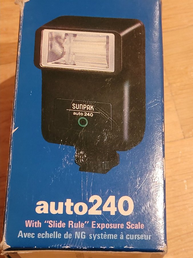 Blixt till kamera Sunpak auto 240
