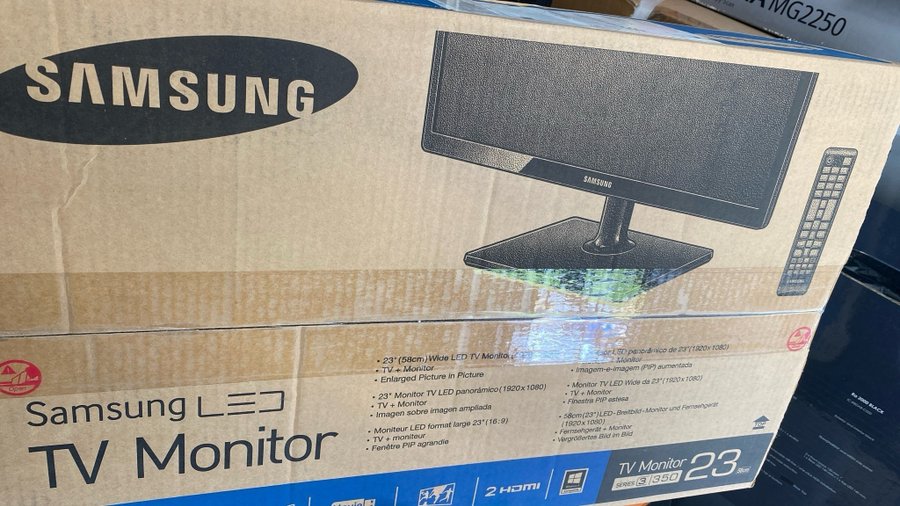 Helt nytt 24" SAMSUNG kombinerad TV/Dator skärm PIP