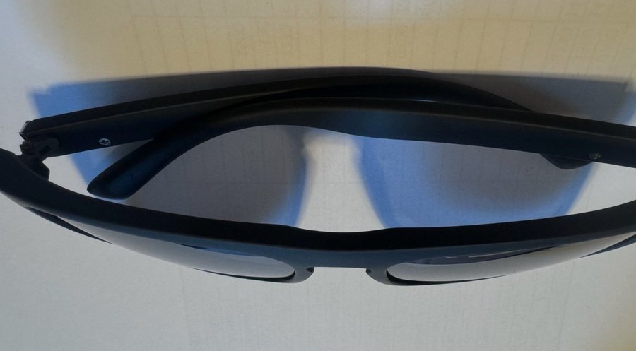 Svarta solglasögon med Polariserande glas och UV skydd